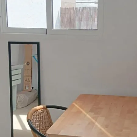 Piso Magico Junto Al Mar Con Gran Terraza Apartament